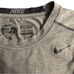 Nike Men’s Medium Pro Combat fitted drift Grey shirt